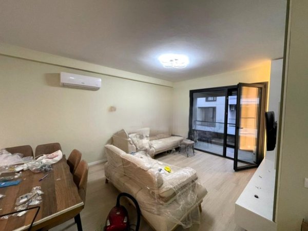 Tirane, jepet me qera apartament 2+1 Kati 2, 113 m² 1.200 € (LIQENI I THATE)