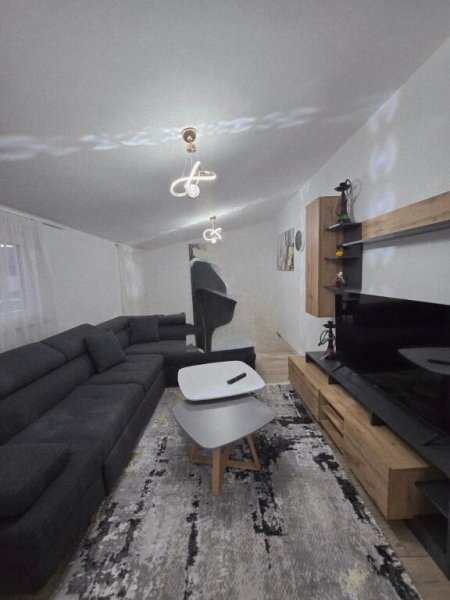 Pogradec, shes apartament 1+1 Kati 8, 96 m² 124.800 € (Buzë shëtitores, pranë EuroKorca)