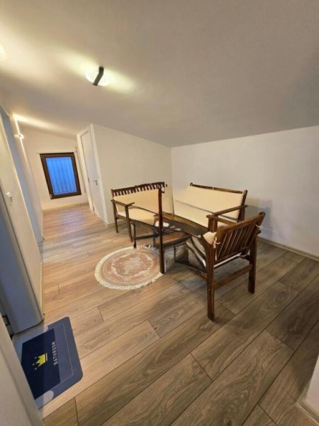 Pogradec, shes apartament 1+1 Kati 8, 96 m² 124.800 € (Buzë shëtitores, pranë EuroKorca)