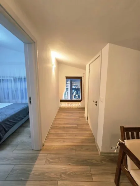 Pogradec, shes apartament 1+1 Kati 8, 96 m² 100.000 € (Buzë shëtitores, pranë EuroKorca)