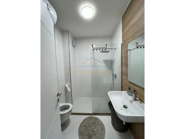 Durres, jepet me qera apartament Kati 5, 118 m² 1.200 € 