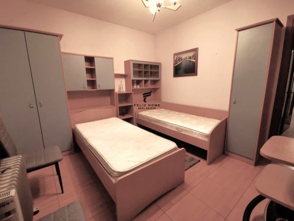 Tirane, jepet me qera apartament 2+1 Kati 8, 100 m² 900 € (STADIUMI ARENA)
