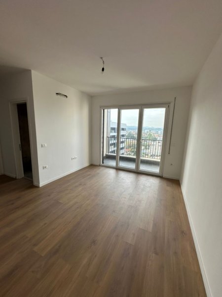 Tirane, jepet me qera apartament 1+1 Kati 8, 75 m² 500 € (DON BOSKO [TIRO TOWER])