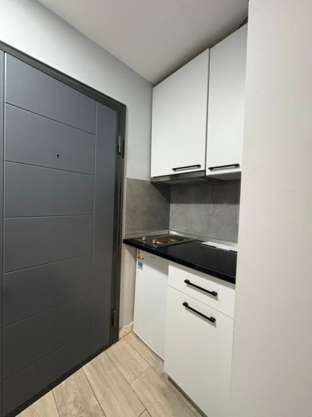 Tirane, jepet me qera garsoniere  400 € (Stadiumi Dinamo)