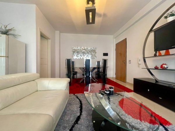 APARTAMENT 1+1 ME QIRA NE FRESK , 400 €