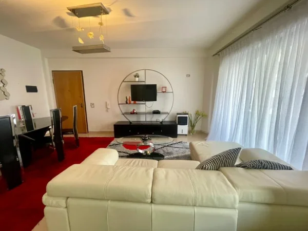 APARTAMENT 1+1 ME QIRA NE FRESK , 400 €