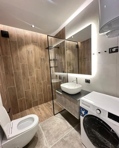 Tirane, jepet me qera apartament 1+1+Ballkon Kati 6, 70 m² 500 € (Yzberisht, Misto Mame)