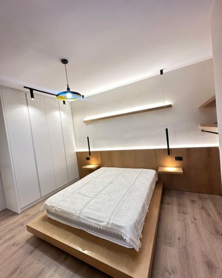 Tirane, jepet me qera apartament 1+1+Ballkon Kati 6, 70 m² 500 € (Yzberisht, Misto Mame)