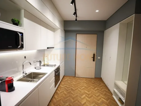 Tirane, jepet me qera apartament 1+1 Kati 2, 75 m² 700 € (Rr. Sami Frasheri pranë Shkolles 11 Janari