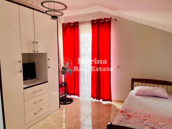 Tirane, jepet me qera Vile 3+1 Kati 3, 110 m² 750 € (Rruga Isuf Seferi)