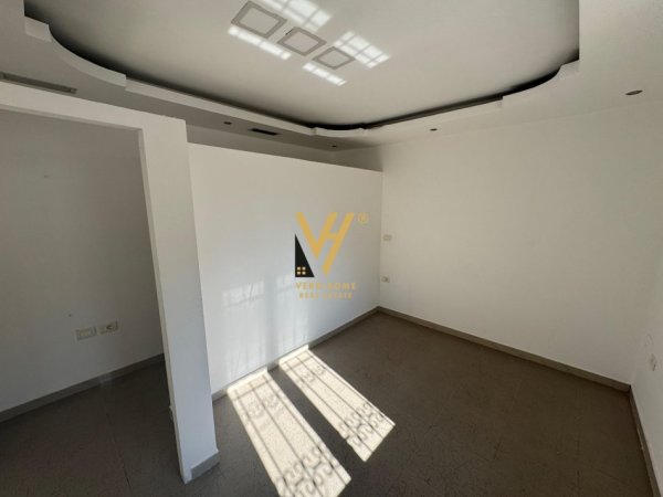 Tirane, jepet me qera zyre Kati 0, 100 m² 800 € (MINE PEZA)