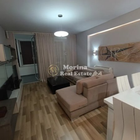 Tirane, jepet me qera apartament 2+1+Ballkon Kati 2, 100 m² 1.000 € (Rruga e Durresit)