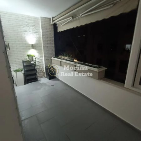 Tirane, jepet me qera apartament 2+1+Ballkon Kati 2, 100 m² 1.000 € (Rruga e Durresit)