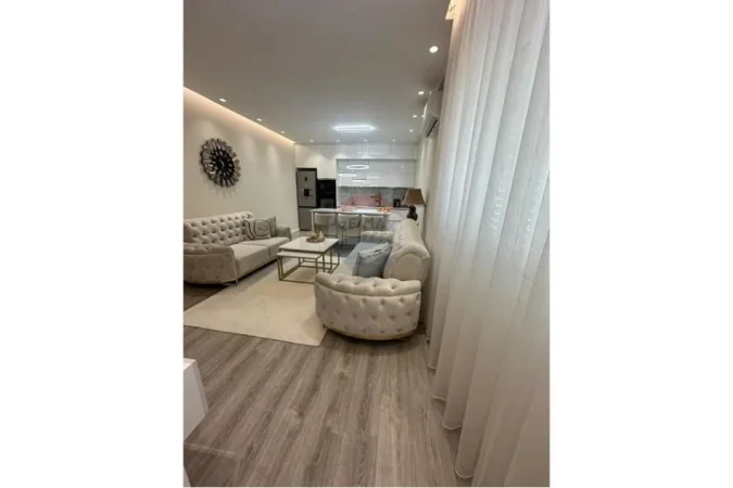 Tirane, shitet apartament 1+1 Kati 8, 65 m² 123.000 € (Rruga Stefan Shundi)