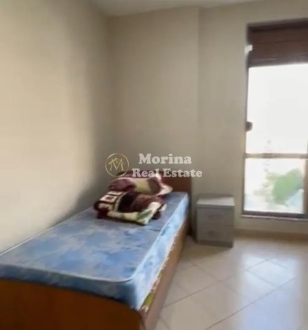 Tirane, jepet me qera apartament 1+1 Kati 8, 65 m² 450 € (Yzberisht)