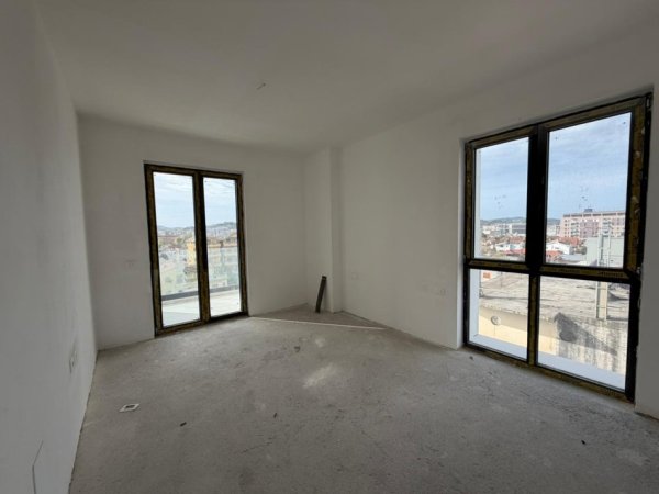 Tirane, shitet apartament 2+1 Kati 3, 115 m² 166.750 € (Casa Italia.)
