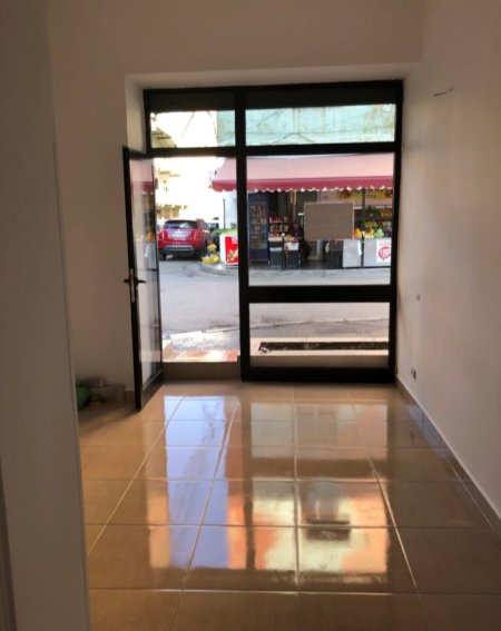 Tirane, jepet me qera ambjent biznesi Kati 0, 20 m² 350 € (Te Ish Parku i Autobuzave)