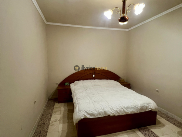 Tirane, jepet me qera apartament 1+1 Kati 2, 50 m² 550 €