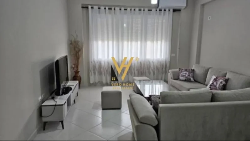 Tirane, jepet me qera apartament 2+1+Ballkon Kati 2, 75 m² 650 € (KOPSHTI ZOOLOGJIK)