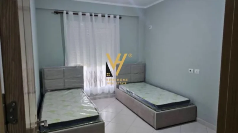 Tirane, jepet me qera apartament 2+1+Ballkon Kati 2, 75 m² 650 € (KOPSHTI ZOOLOGJIK)