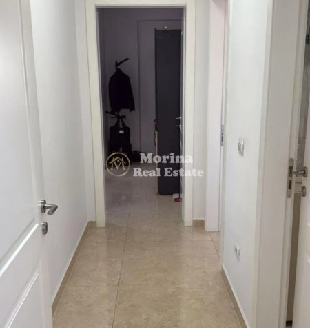 Tirane, jepet me qera ambjent biznesi Kati 6, 105 m² 1.400 € (Myslym Shyri)