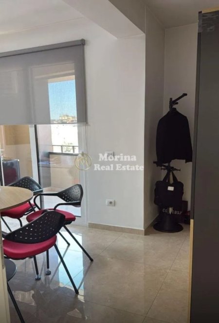 Tirane, jepet me qera ambjent biznesi Kati 6, 105 m² 1.400 € (Myslym Shyri)