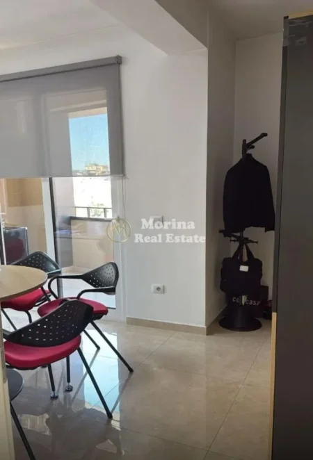 Tirane, jepet me qera ambjent biznesi Kati 6, 105 m² 1.400 € (Myslym Shyri)