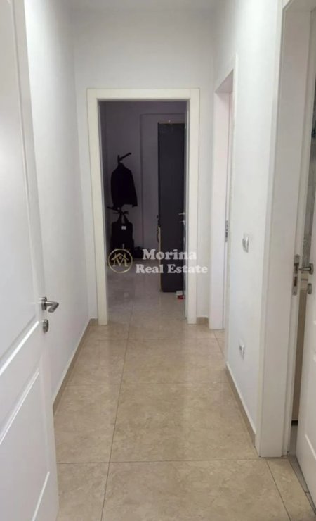 Tirane, jepet me qera ambjent biznesi Kati 6, 105 m² 1.400 € (Myslym Shyri)