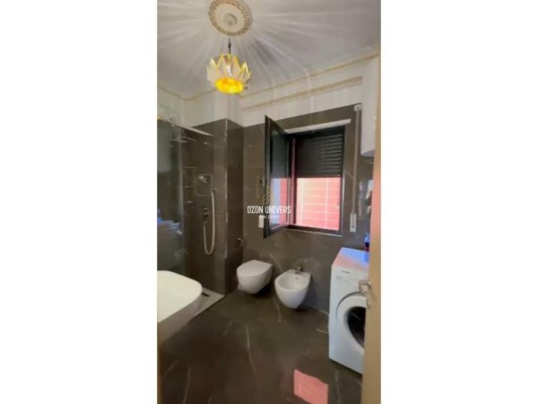 Tirane, jepet me qera apartament 2+1+Ballkon Kati 4, 110 m² 650 € (Green City Residence, Astir)