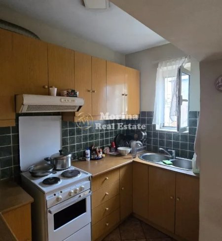 Tirane, jepet me qera apartament 2+1 Kati 5, 75 m² 500 € (Rruga e Elbasanit)