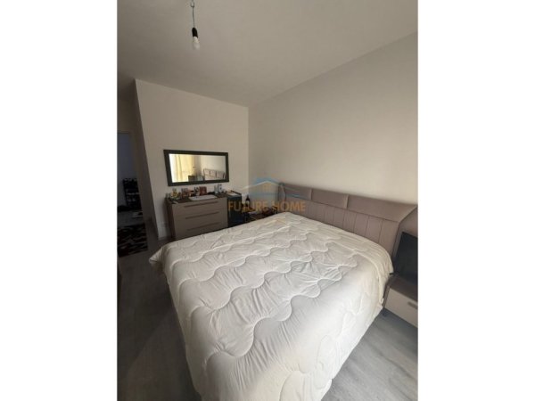 Tirane, shes apartament 2+1 Kati 2, 84 m² 119.000 € (Kompleksi Univers City, Tiranë.)