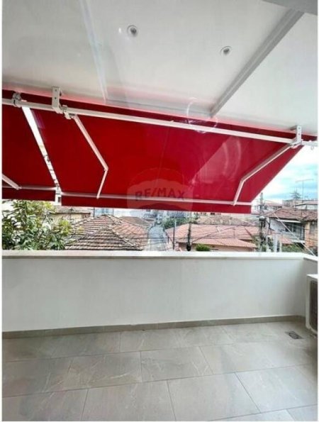 Tirane, jepet me qera apartament 2+1 Kati 2, 95 m² 1.000 € (Rruga e Durrësit, Tirane)