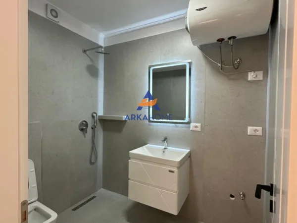 Tirane, shitet 2+1 Kati 3, 118.000 € 