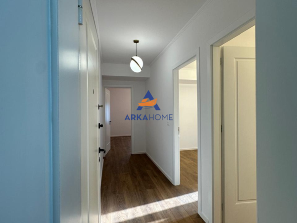 Tirane, shitet 2+1 Kati 3, 118.000 € 