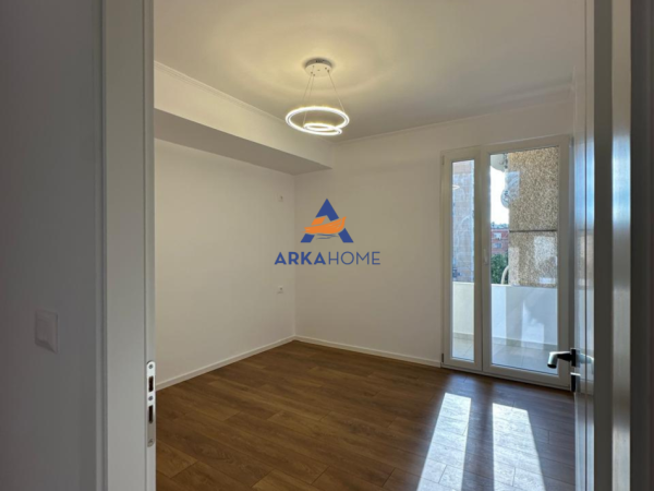 Tirane, shitet 2+1 Kati 3, 118.000 € 