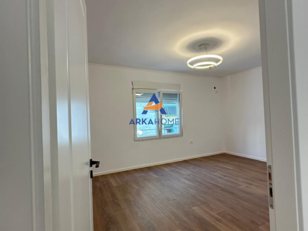 Tirane, shitet 2+1 Kati 3, 118.000 € 