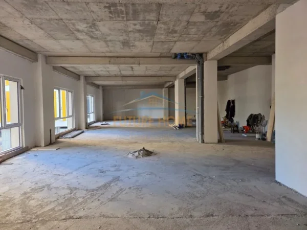 Tirane, shes ambjent biznesi Kati 1, 1.050.000 € (ZOGU I ZI)