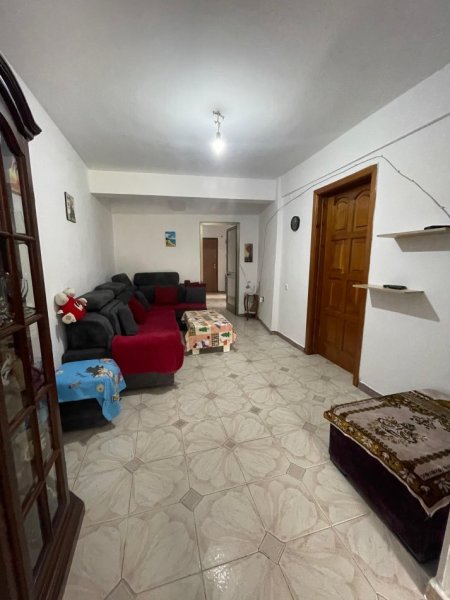 Tirane, jepet me qera apartament 2+1 Kati 3, 104 m² 650 € (MINE PEZA)