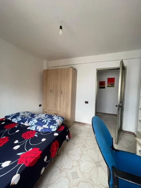 Tirane, jepet me qera apartament 2+1 Kati 3, 104 m² 650 € (MINE PEZA)