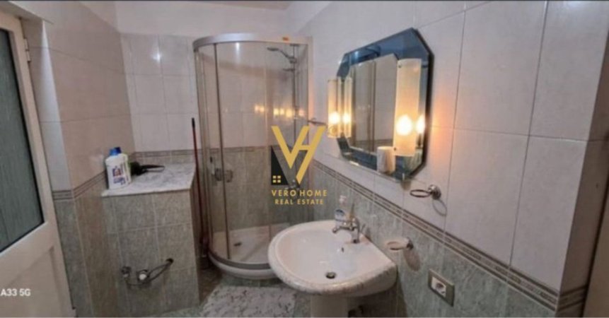 Tirane, jepet me qera apartament 1+1+Ballkon Kati 2, 60 m² 350 € (MULLET)