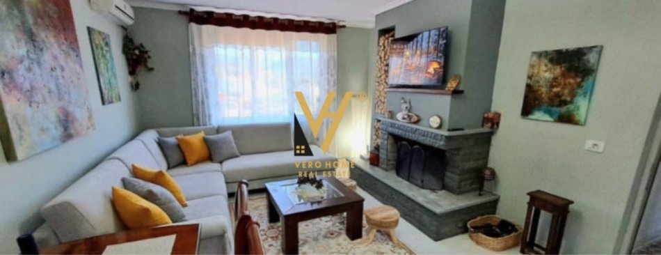 Tirane, jepet me qera apartament 1+1+Ballkon Kati 2, 60 m² 350 € (MULLET)