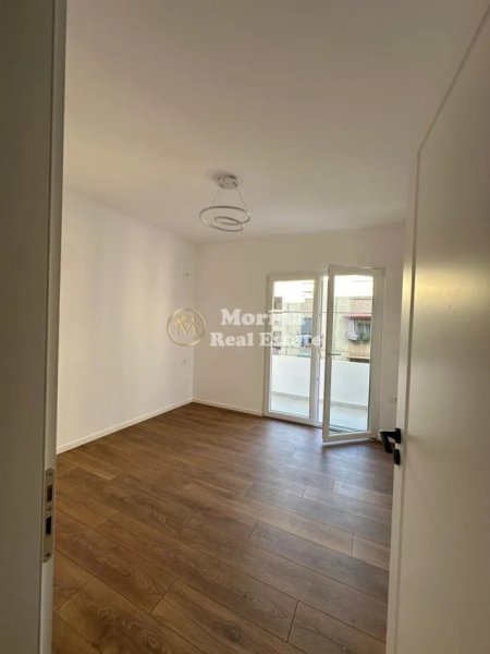 Tirane, shitet apartament 1+1 Kati 4, 40 m² 95.000 € (Rruga Kongresi i Manastirit)