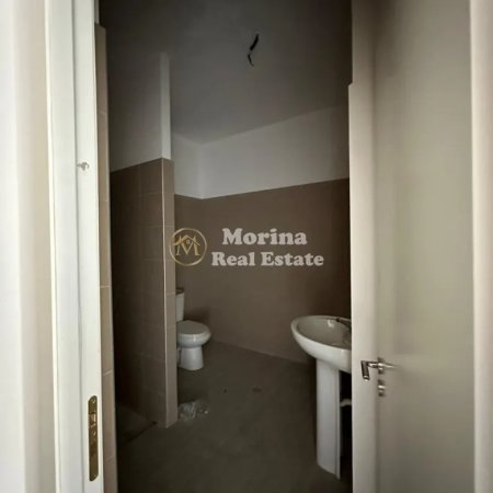 Tirane, shitet apartament 2+1+Ballkon Kati 3, 93 m² 238.000 € (Liqeni i Thate)