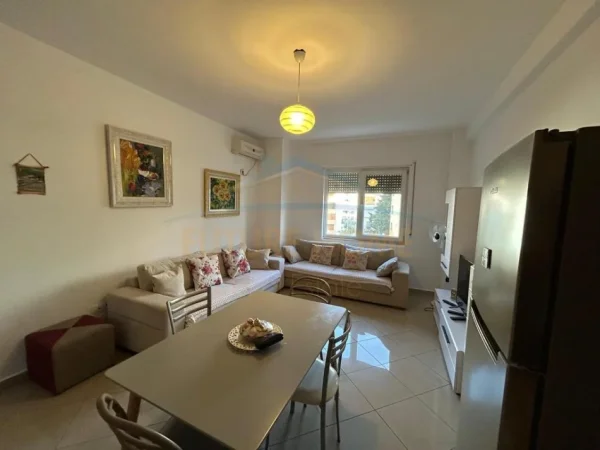 Shqiperi, shitet apartament 1+1 Kati 2, 74 m² 135.000 € 