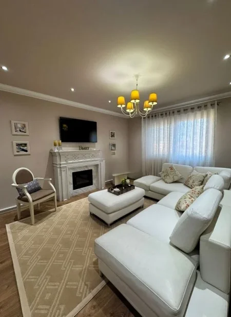 Tirane, jepet me qera apartament 2+1 Kati 6, 109 m² 1.400 € (BLLOKU)