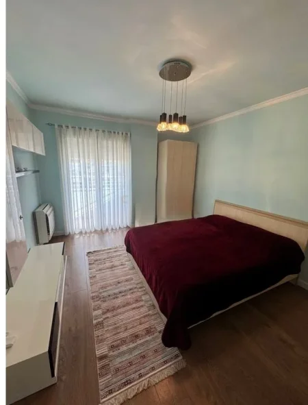 Tirane, jepet me qera apartament 2+1 Kati 6, 109 m² 1.400 € (BLLOKU)