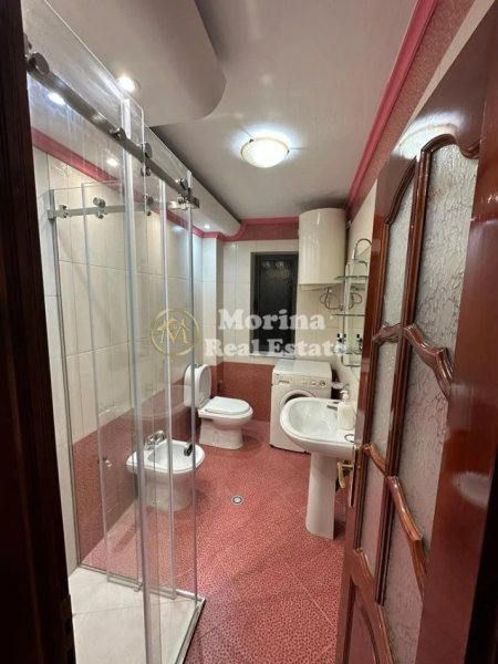 Tirane, jepet me qera apartament 2+1 Kati 1, 100 m² 550 € (Ish Stacioni i Trenit)