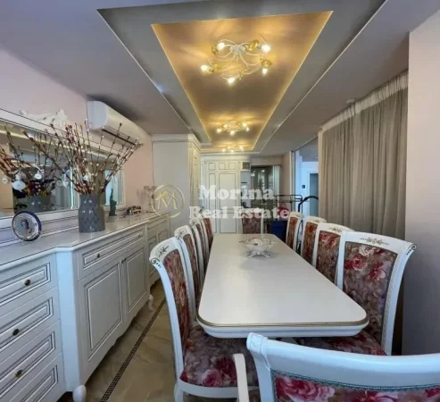 Tirane, shitet apartament 4+1 Kati 4, 227 m² 432.600 € (Rruga Peti)