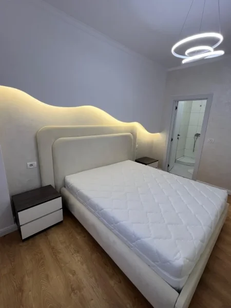 Tirane, shitet apartament 2+1 Kati 2, 108 m² 173.000 € (Astir)