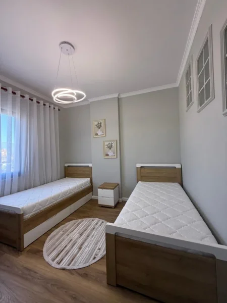 Tirane, shitet apartament 2+1 , 90 m² 143.000 € 